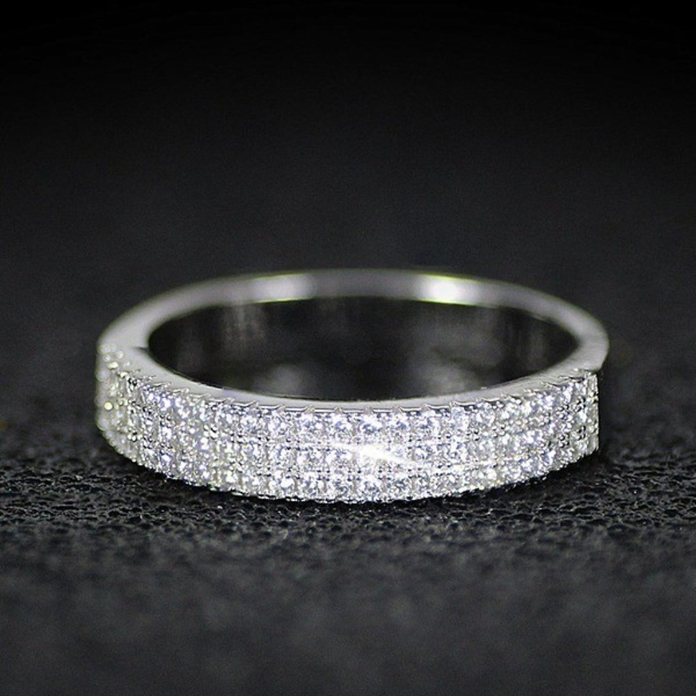 💥 Plain Trendy Round Gems Full Around Filled Eternity Zircon Ring Women, PD044